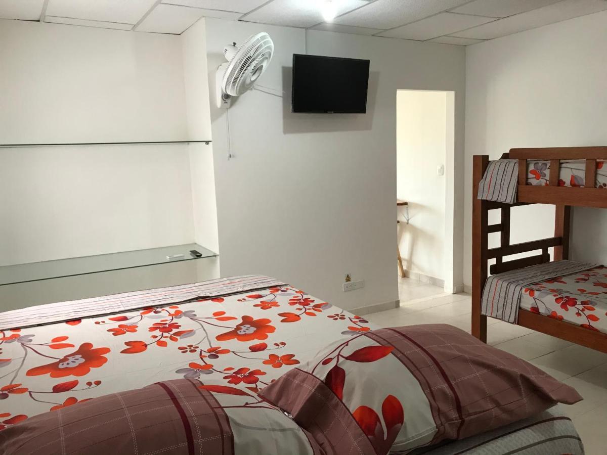 Hospedaje Caribe Express Apartment Cartagena Ngoại thất bức ảnh