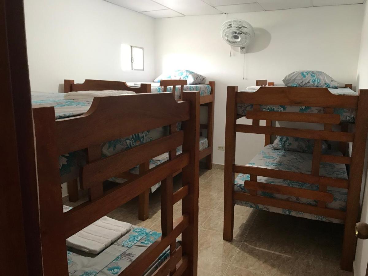 Hospedaje Caribe Express Apartment Cartagena Ngoại thất bức ảnh