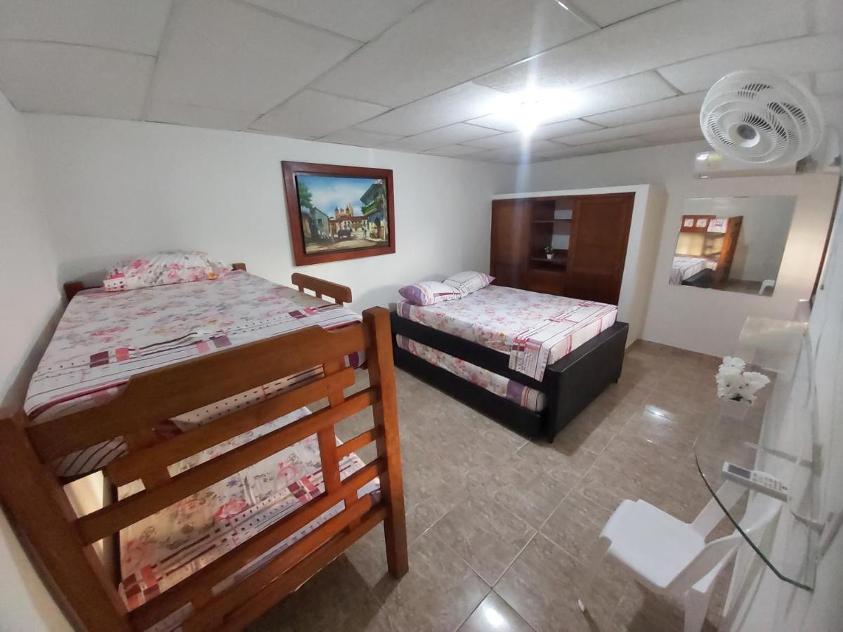 Hospedaje Caribe Express Apartment Cartagena Ngoại thất bức ảnh