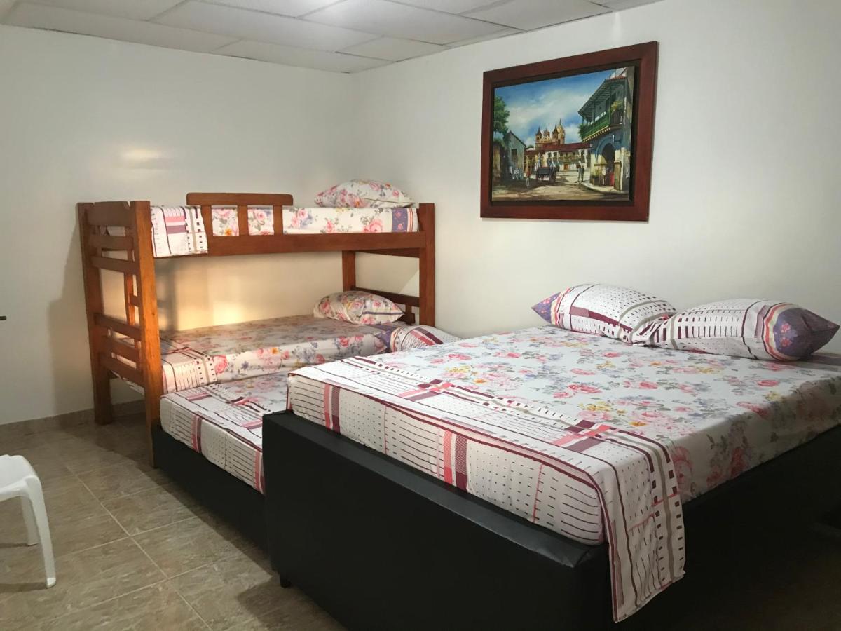 Hospedaje Caribe Express Apartment Cartagena Ngoại thất bức ảnh